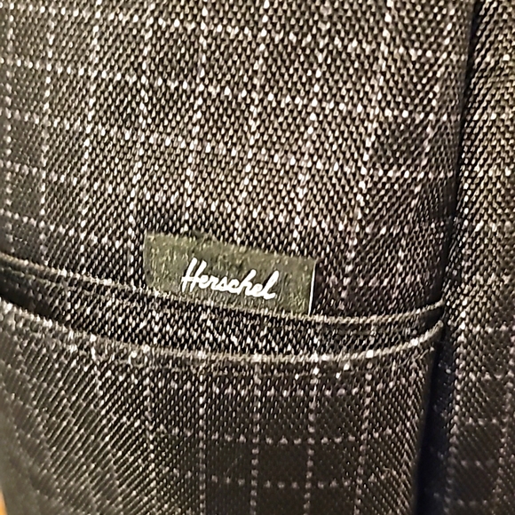 Backpack - Picture 4 of 5